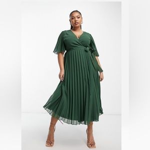 NWT ASOS DESIGN Curve pleated midi dress with kimono sleeve and tie waist